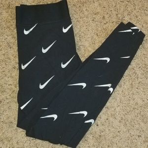 Nike leggings